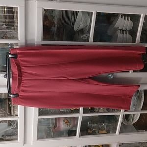 Women's Weekender Capri Set